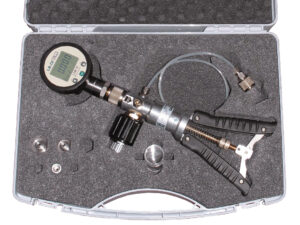 LR-Cal LDM 70-K50 Reference digital pressure gauge