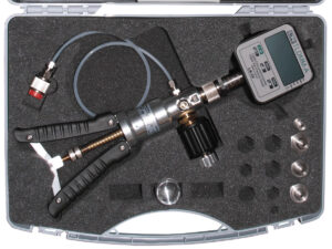 LR-Cal LPP 40 Pneumatic portable pressure test pump