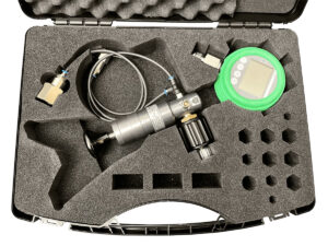 LR-Cal LPP 10 Pneumatic portable pressure test pump