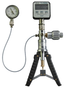 LR-Cal LPP 60 Pneumatic portable pressure test pump