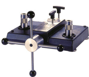 LR-Cal LSP 4000 Hydraulic pressure pump for calibration